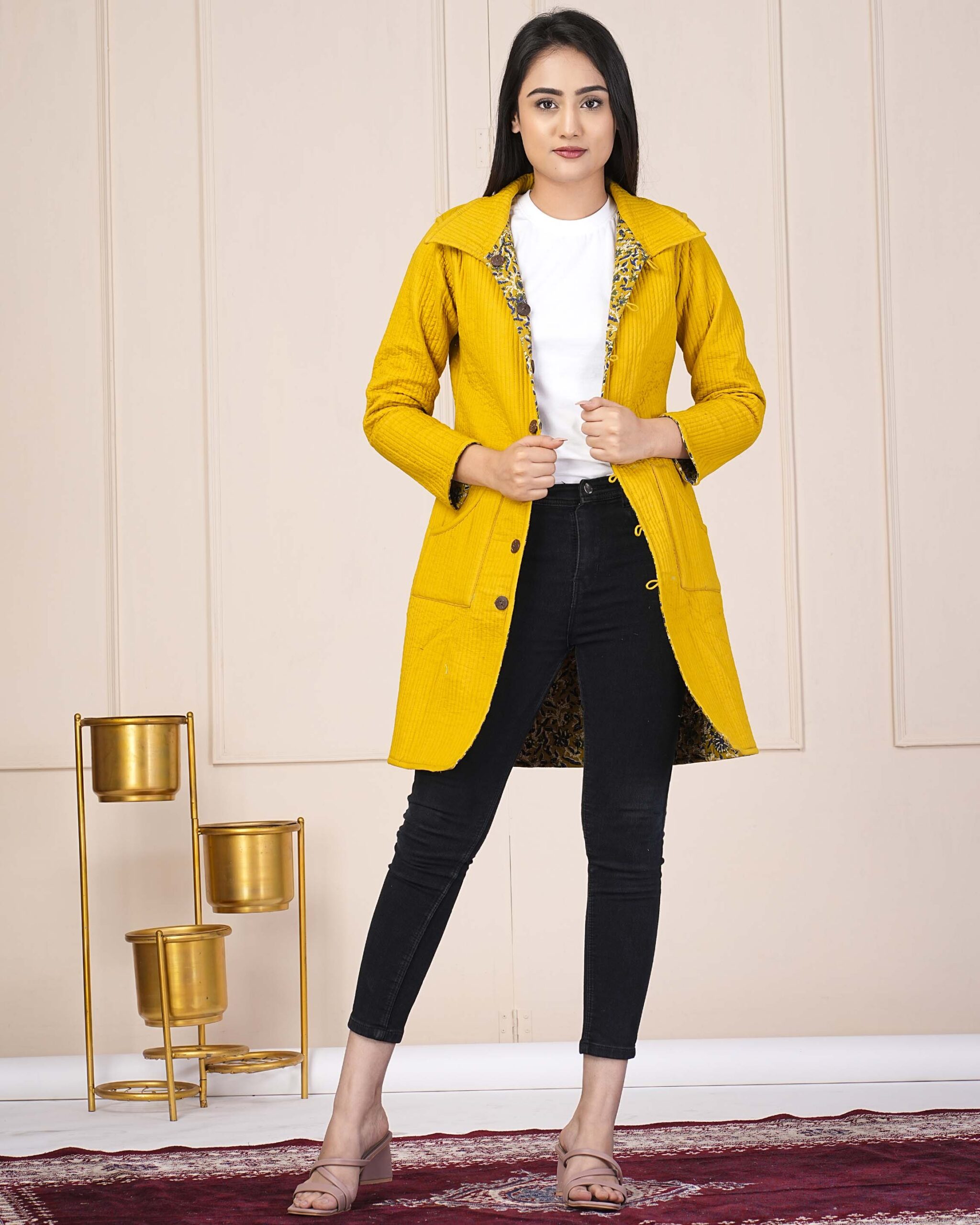 Full sleeve Reversible Quilted Jackets for Women made from Pure Cotton  fabrics at Rs 1200/piece | New Items in Mumbai | ID: 2853163507155